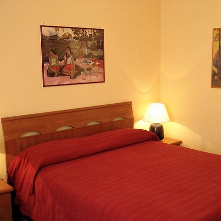 B&B La Bella Giuliana Rome Bagian luar foto