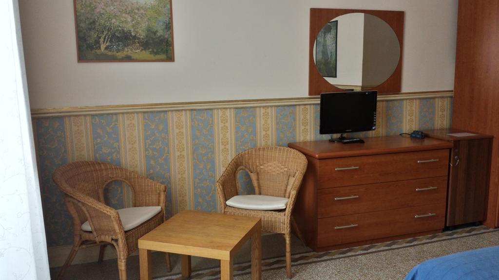 B&B La Bella Giuliana Rome Bagian luar foto